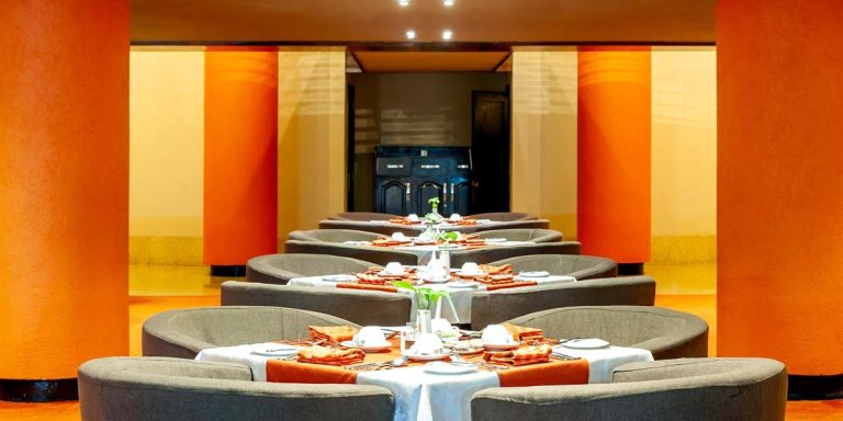 Speke Resort Convention Center Floating Restaurant