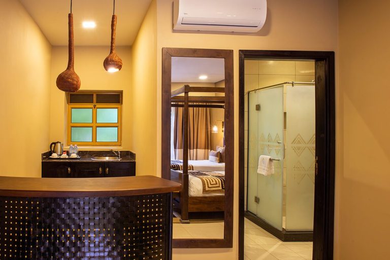 Speke Resort Convention Centre Deluxe-twin bathroom